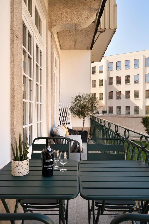 Historic Apartment At Cardosas With Balcony Porto Eksteriør billede