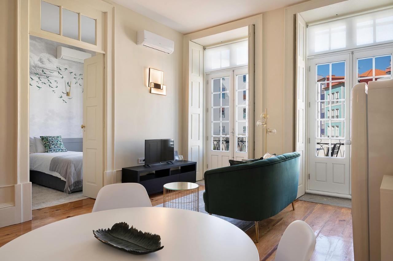 Historic Apartment At Cardosas With Balcony Porto Eksteriør billede